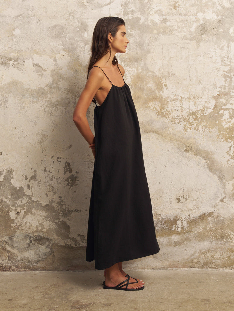 Bliss Flow Maxi Dress - Black-The Handloom-lobo nosara