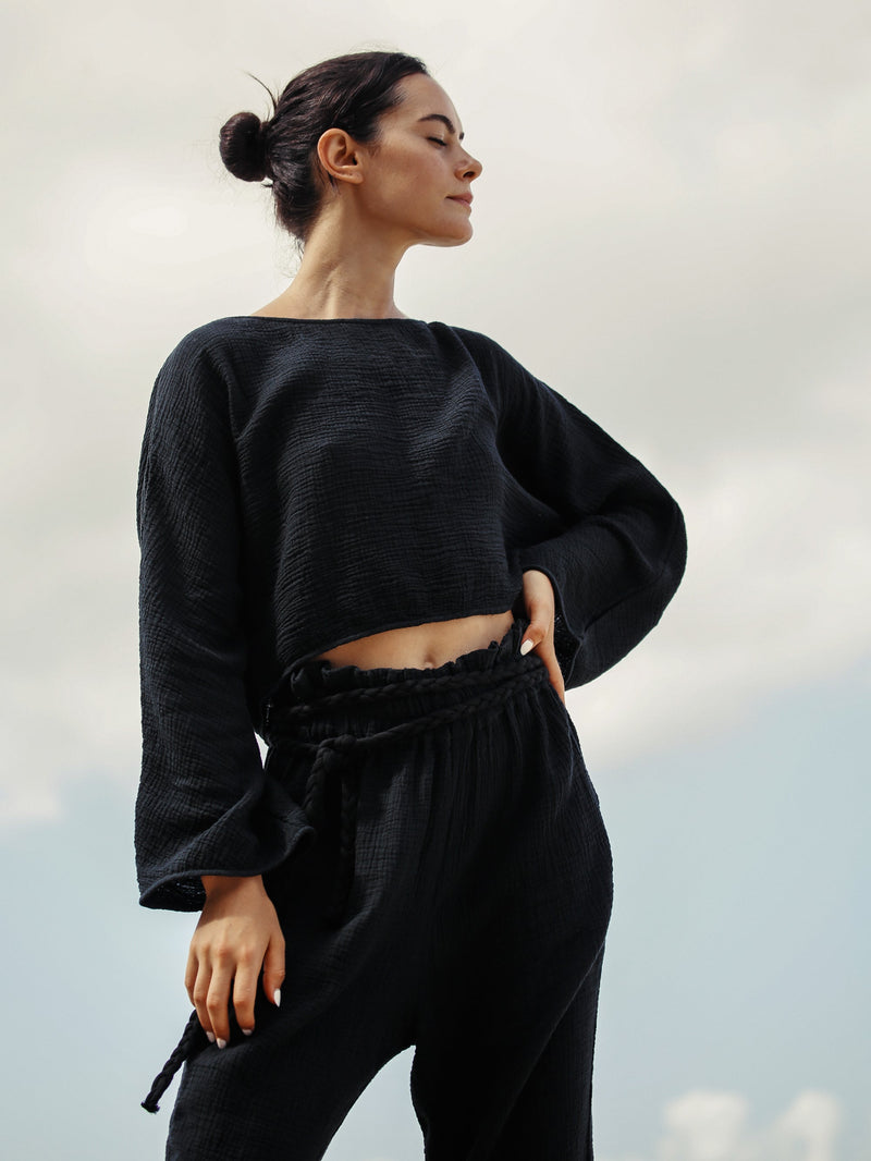 Echo Crop Top - Black-The Handloom-lobo nosara