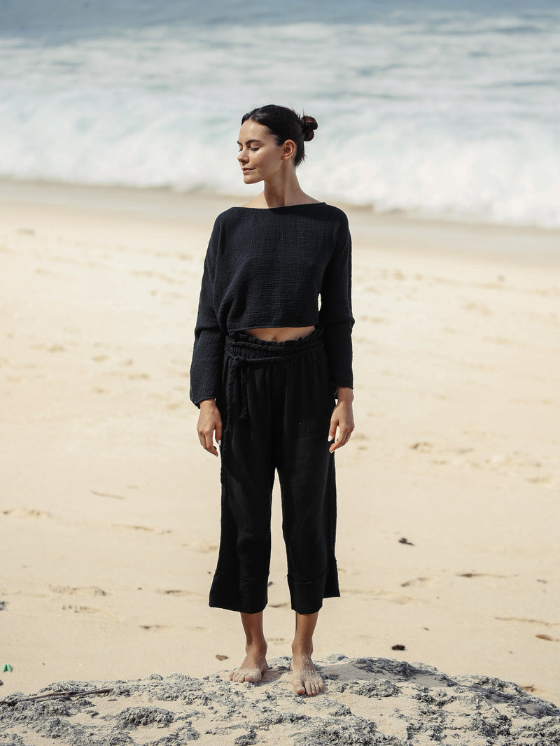 Echo Crop Top - Black-The Handloom-lobo nosara