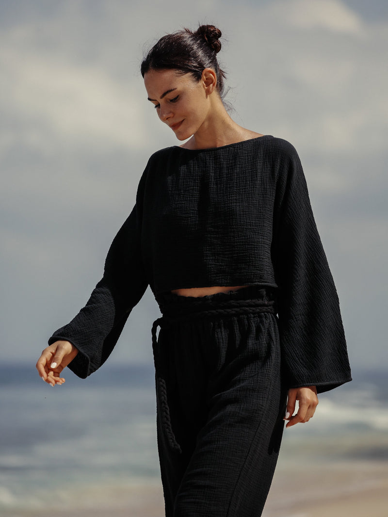 Echo Crop Top - Black-The Handloom-lobo nosara