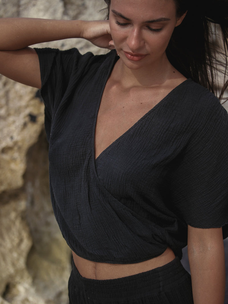 Harlow Top - Black-The Handloom-lobo nosara