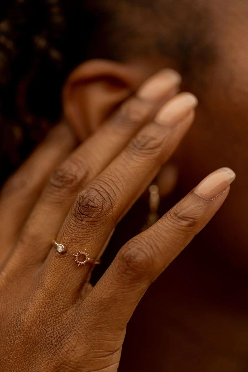 Starburst Bezel Ring-Eliza Ray Jewelry-lobo nosara