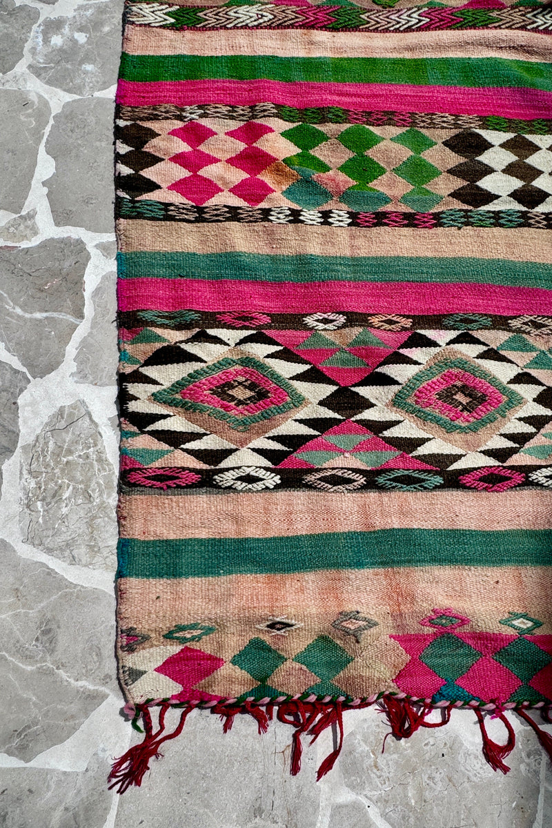 Vintage Moroccan Kilim Rug-lobo-lobo nosara