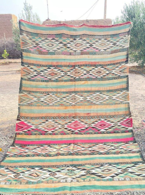 Vintage Moroccan Kilim Rug-lobo-lobo nosara
