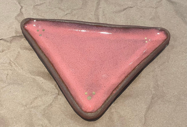 Pottery Triangle Plate - Pink-La Tombola - By Lou Castillo-lobo nosara