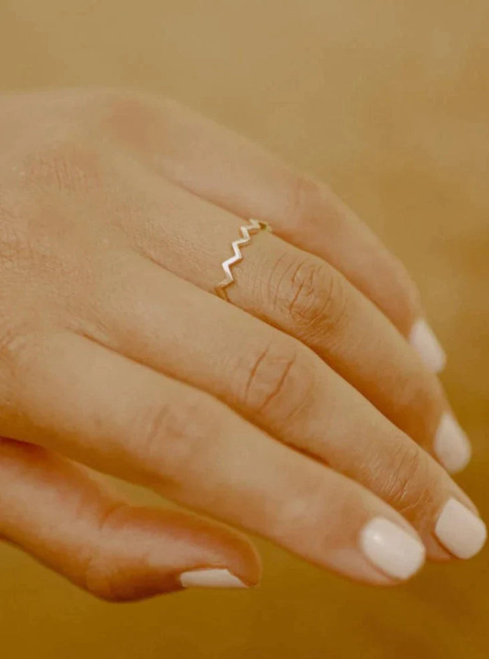Zig Zag Ring - Rose Gold – lobo nosara